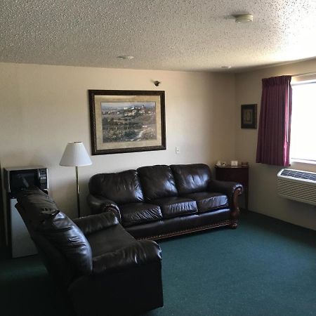 Cassville Four Seasons Inn & Suites Exterior foto
