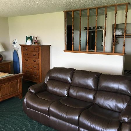 Cassville Four Seasons Inn & Suites Exterior foto